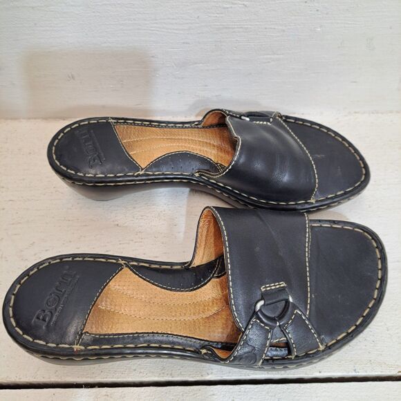 Born Wedge Sandals Open Toe  Black Leather Slip On Sandals Women's Size 8 W - Picture 2 of 6